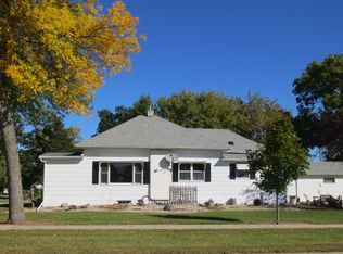 219 7th Ave SE, Pipestone, MN 56164