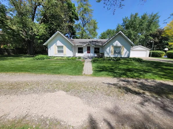 370 W Square Lake Rd, Troy, MI 48098