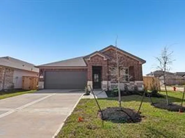14235 Rolling Pastures Dr, Magnolia, TX 77354