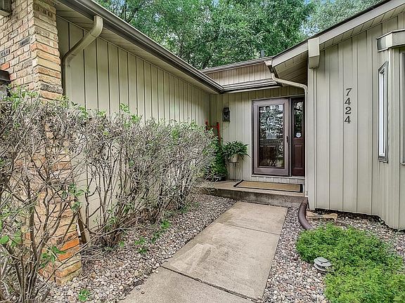 4th image of 7424 Candlewood Dr