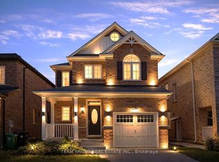 72 Robert Parkinson Dr, Brampton, ON L7A 0Z1