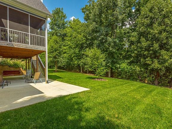 3rd image of 8132 Burgundy Cir