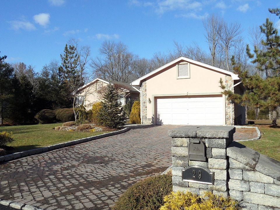 2nd image of 29 Pecan Valley Dr