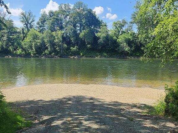 5th image of 85 Campbells Ferry Ln