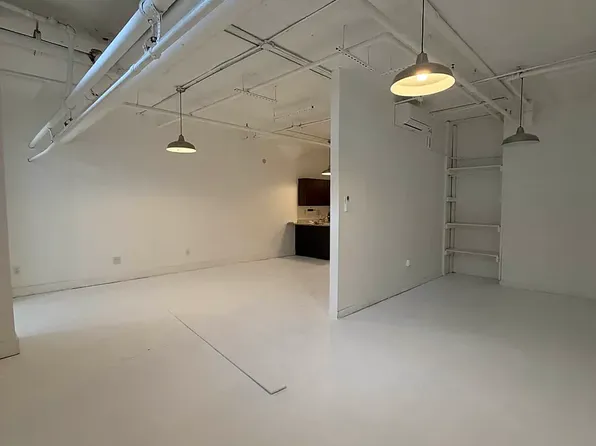 315 Berry St #6, Brooklyn, NY 11249