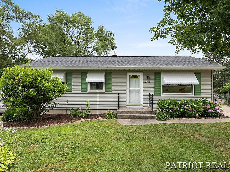 1st image of 3860 Vineyard Ave NE