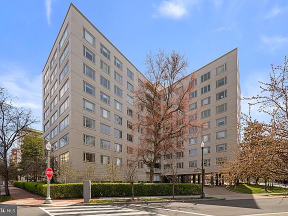 2nd image of 2475 Virginia Ave NW #620
