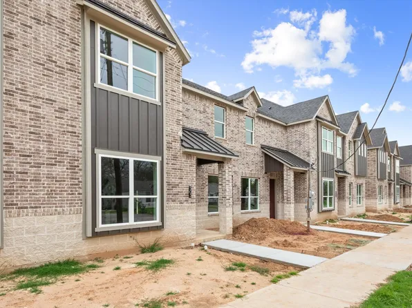 499 Elizabeth St, Irving, TX 75060