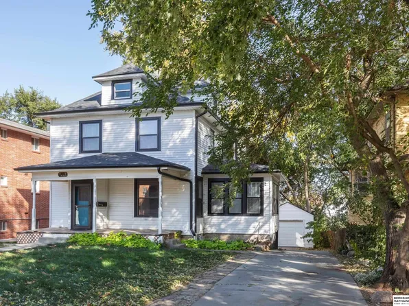 1133 S 31st St, Omaha, NE 68105