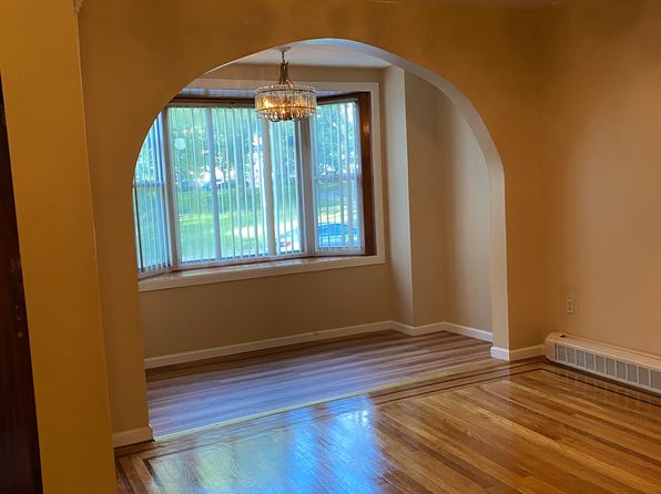 205 Winfield Ave FLOOR 1