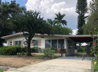 4055 Woodside Ave, Fort Myers, FL 33916