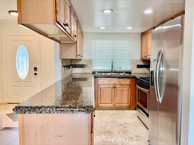 2558 Orange Ave #C — Photo 15