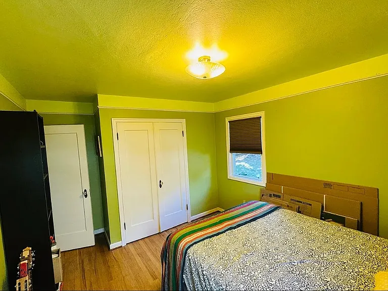 3775 SE 10th Ave — Photo 18