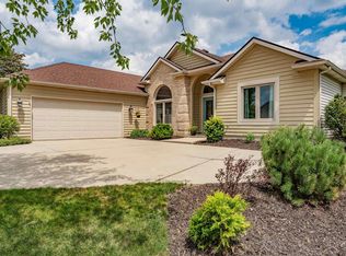 317 Ridge Hill Pl, Fort Wayne, IN 46804