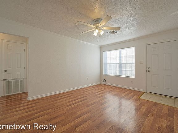 5th image of 2833 NW Mobley St #10713960