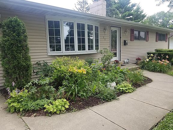 2nd image of 77 S Lexington Dr