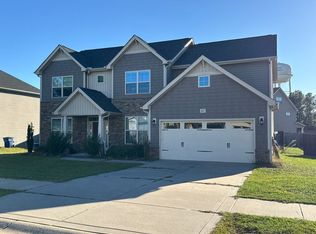 387 Fountain Grove Dr, Raeford, NC 28376