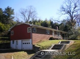 238 School Rd E, Asheville, NC 28803