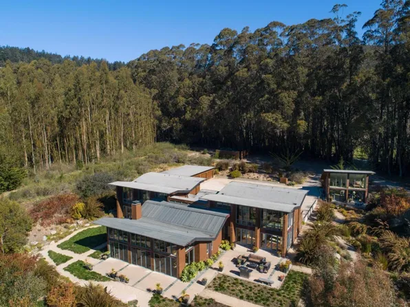 2050 Green Oaks Way, Pescadero, CA 94060