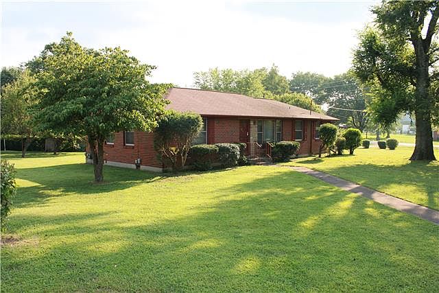 1st image of 3007 Hillhurst Dr