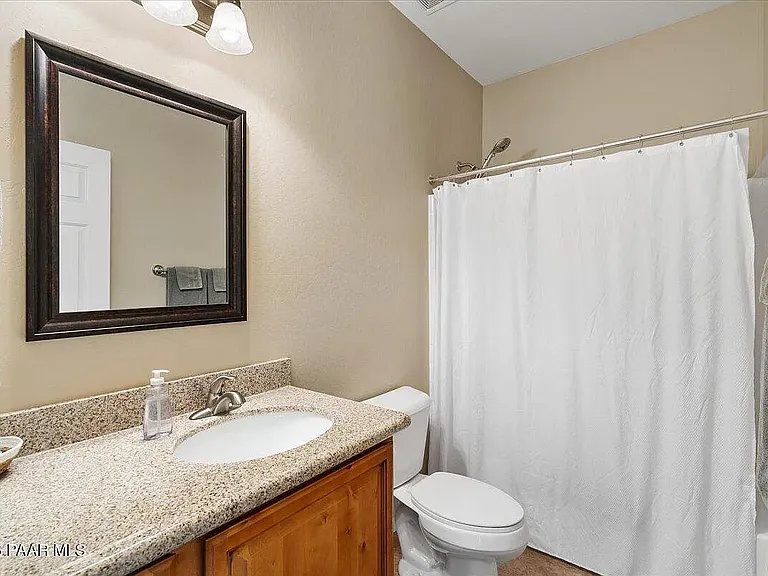 4679 N Viewpoint Dr #2 — Photo 8