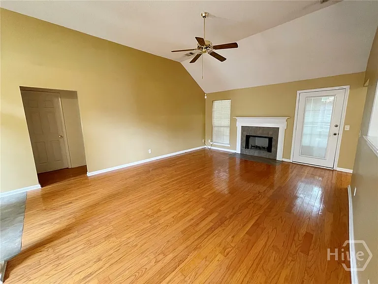 102 Cormorant Way — Photo 4