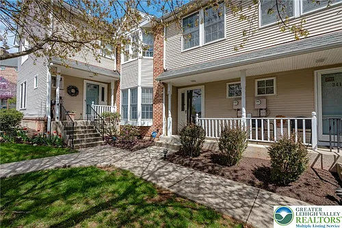 3418 Park Pl Photo 1