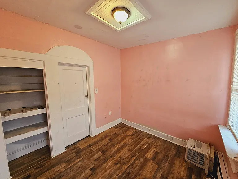 11 S Hilton St — Photo 17