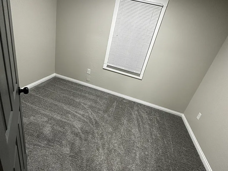 1179 Groff Ave — Photo 7