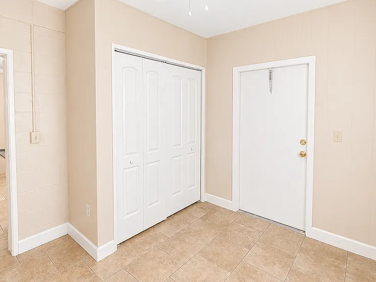 811 Florida Ave #813 — Photo 5