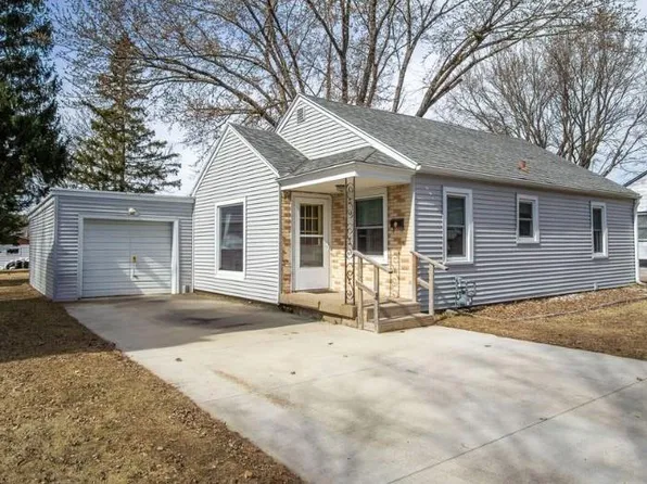 907 Ivy Street, Bloomer, WI 54724