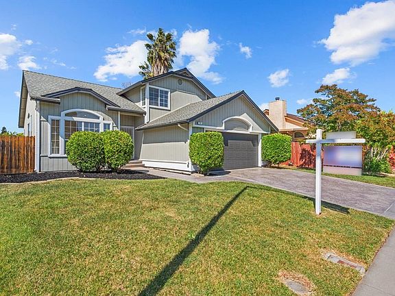 2nd image of 797 Bluebird Drive
