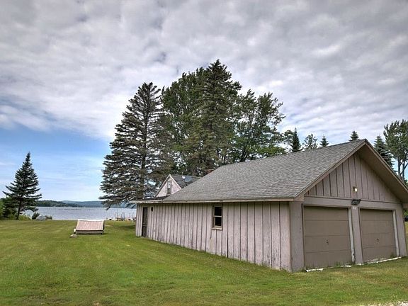 3rd image of 7127 Stanley Ct
