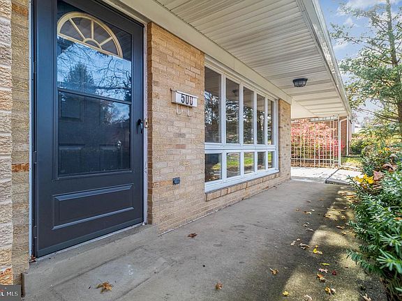 4th image of 500 Altavista Ave