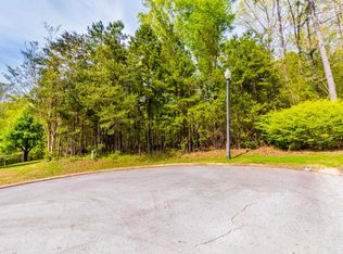 2117 River Harbor Ln, Hixson, TN 37343