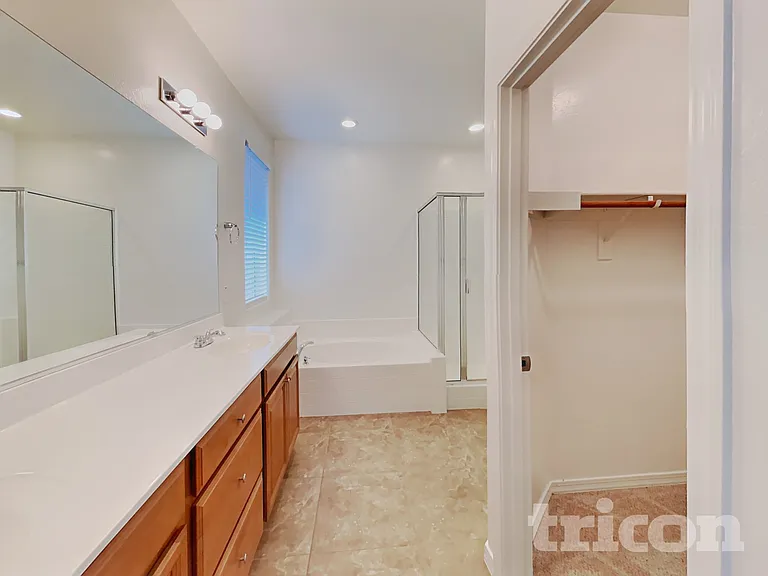 2403 W Kristina Ave — Photo 8