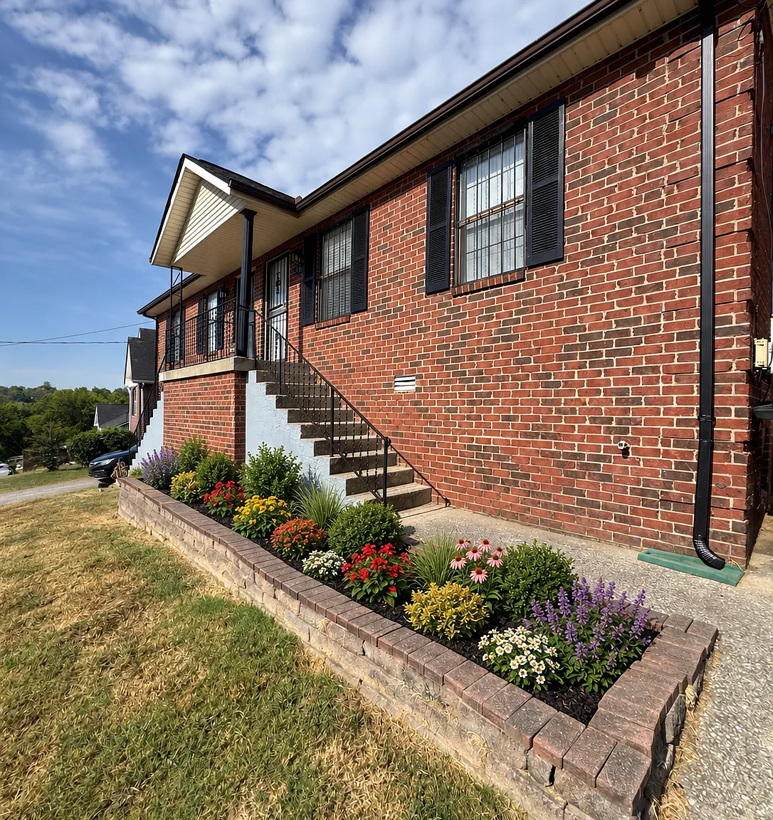 3 bed, 1032 sqft, $1,875 — Photo 1