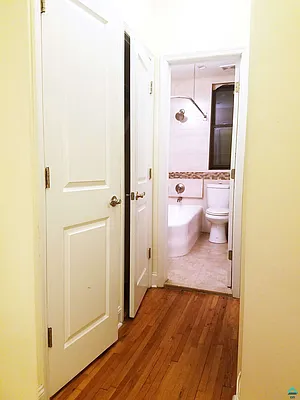 Rented by EXR | media 27