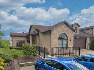49341 Eagle Dr, East Liverpool, OH 43920