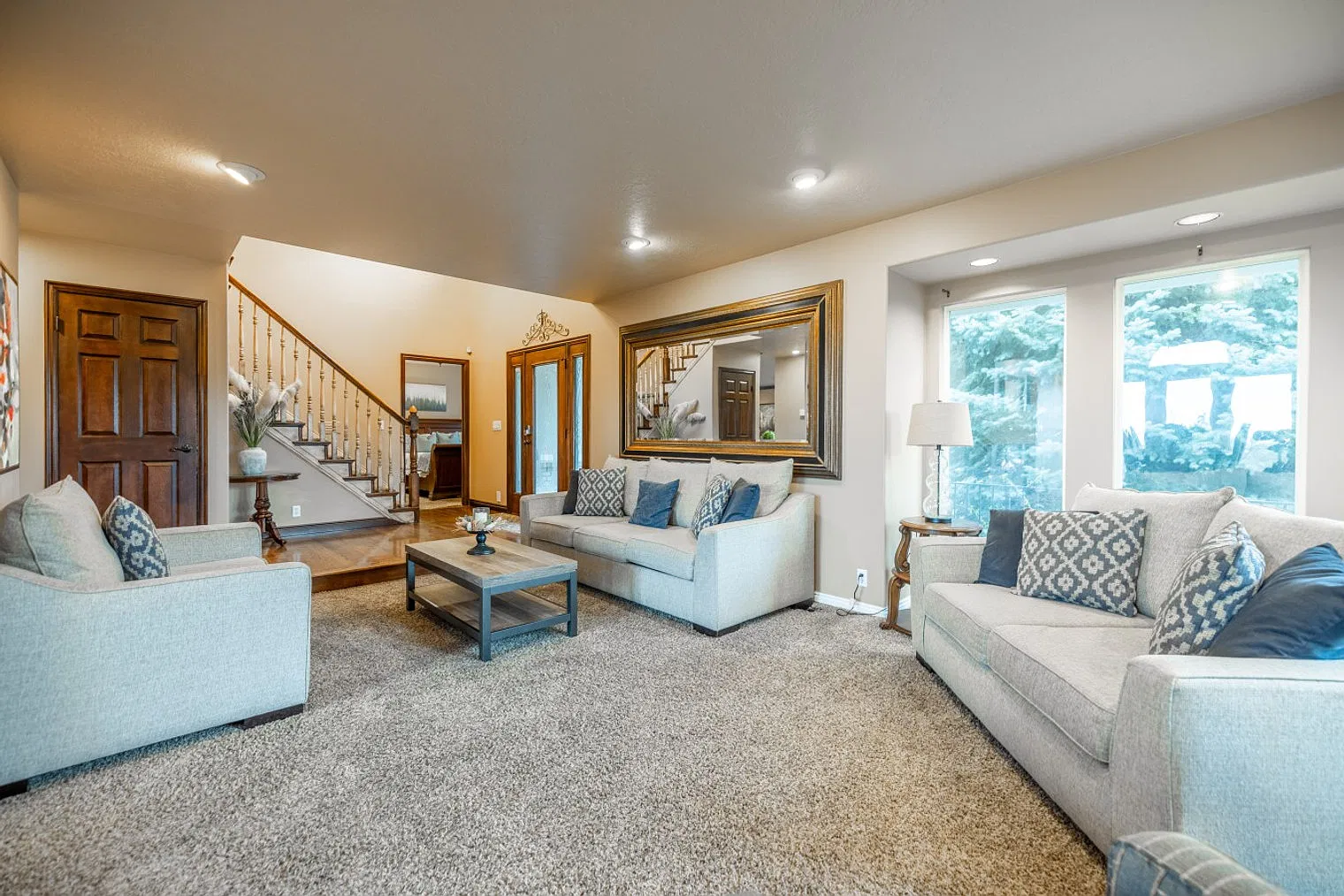 8 bed, 3.0 bath, 4606 sqft, $16,345 — Photo 1
