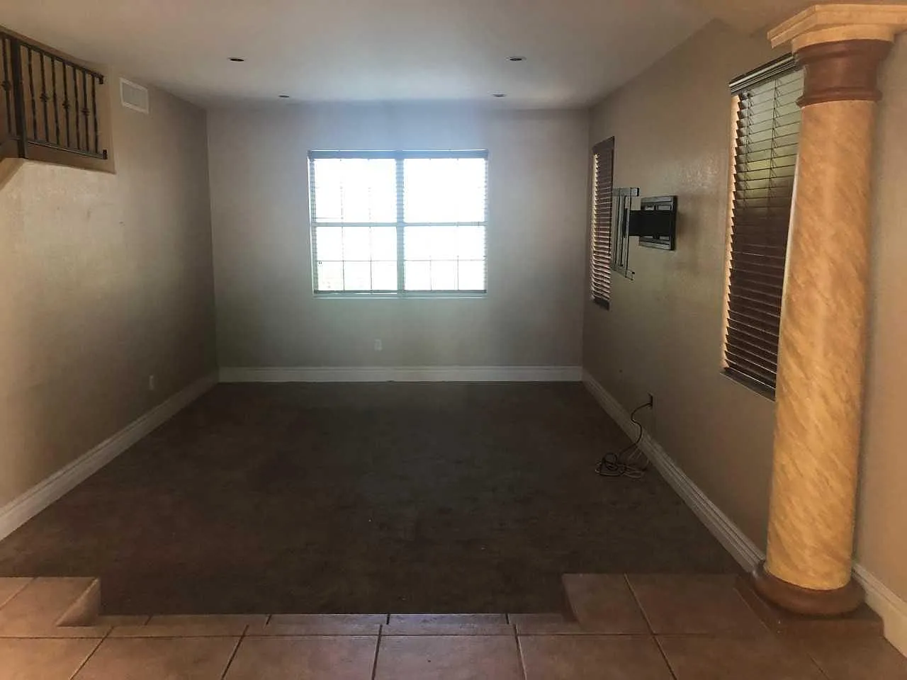 4 bed, 2.5 bath, 2296 sqft, $2,700 — Photo 3