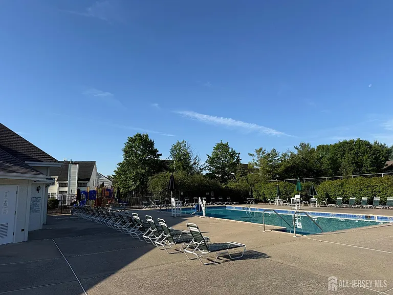 1 Boehm Dr — Photo 18
