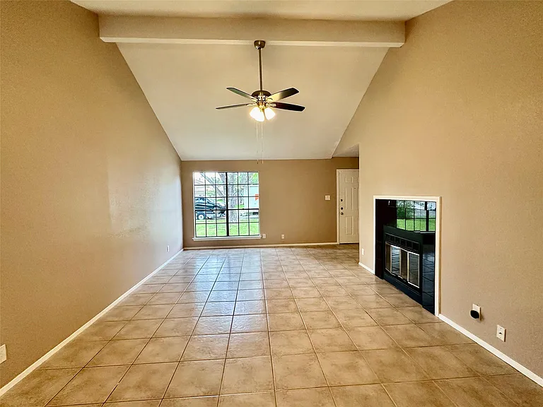 709 Brookside Pass — Photo 4
