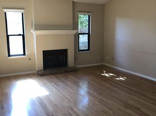 588 W Los Altos Ave, Clovis, CA 93612