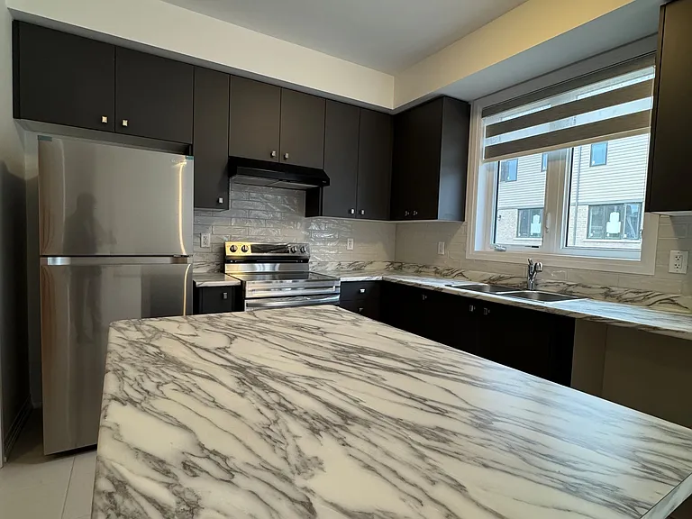 52 Cresthaven Hts — Photo 26