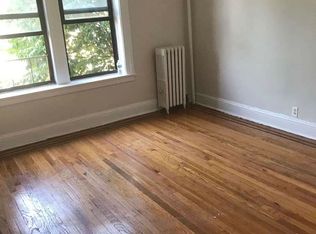25-48 37th St #1, Astoria, NY 11103