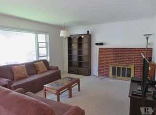 503 Debra Dr, Marshalltown, IA 50158