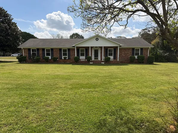 1 Vine Hill Rd, Greenville, SC 29607