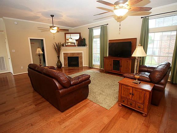 5th image of 322 Primrose Ln