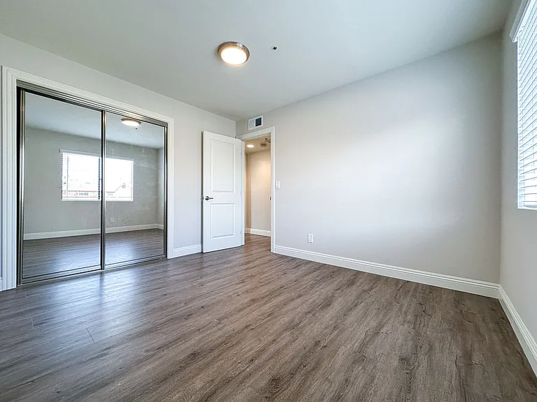 1009 S Benito Ave — Photo 19
